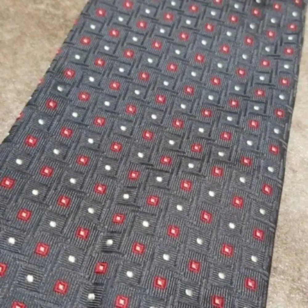 Sonja Kampy Men's Silk Gray Red and White Polka Dot Necktie